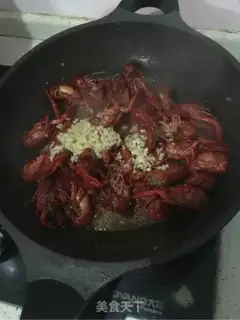 Make Garlic lobster step 8