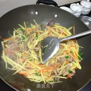 Make Chicken and potatoes and carrots step 6
