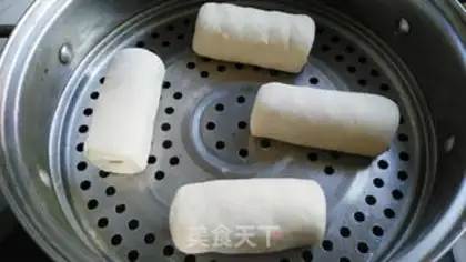 Make Sausage roll step 9
