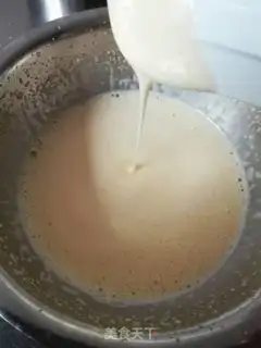 Make Pumpkin roll step 2