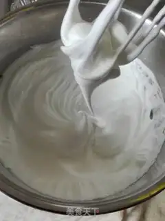 Make Pumpkin roll step 4