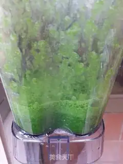 Make Handy spinach noodles step 1