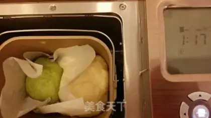 Make Double-colour tea toast step 6