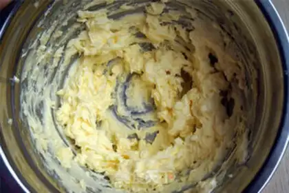 Make Almond cookies step 3