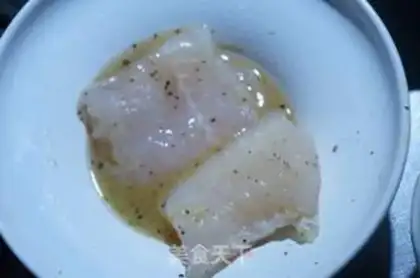 Make Creamed crayfish step 0