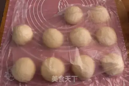 Make Cheese pine buns step 5