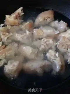 Make Sarzan pig hoof step 0