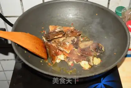 Make Delicious dried fish step 8