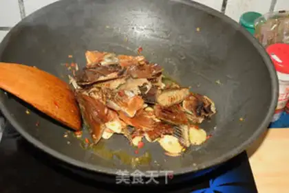 Make Delicious dried fish step 9