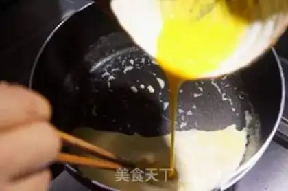 Make Creamed crayfish step 8