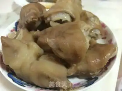 Make Soy pig hoofs step 1