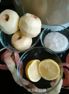 Make Sweet sour apple sauce step 1