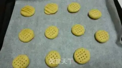 Make Peanut butter cookies step 9