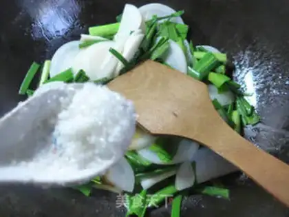 Make Garlic and radish step 5