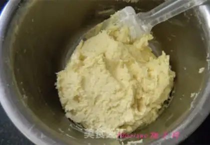 Make Cheese souffles step 4