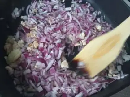 Make Tomato chicken. Noodles step 9