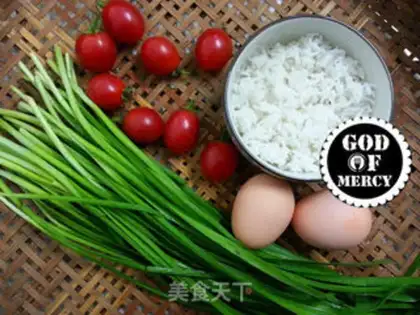Make Cream eggs and tomato rice step 0