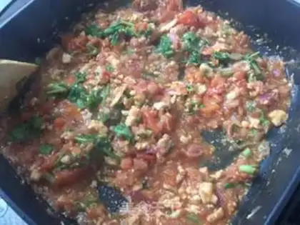 Make Tomato chicken. Noodles step 16