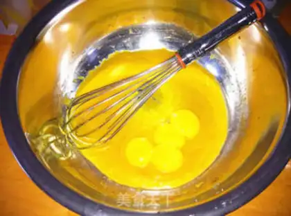 Make Pumpkin roll step 2