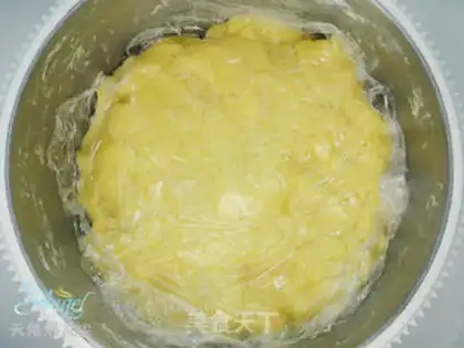 Make Halloween icing pumpkin cookies step 5