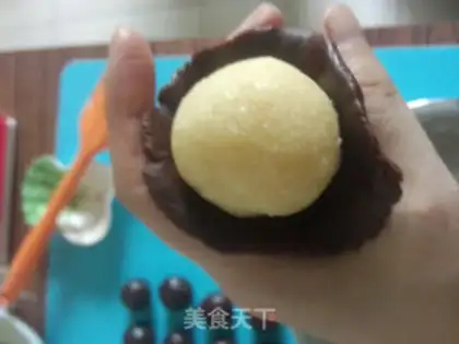 Make Chocolate coconut mooncake step 9