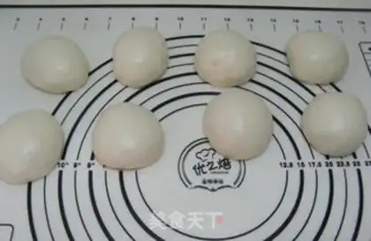 Make Light cream buns step 5