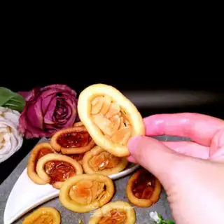 Make Caramel almonds step 13