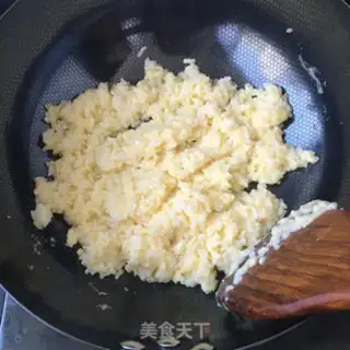 Make Weed hat, egg fried rice step 4