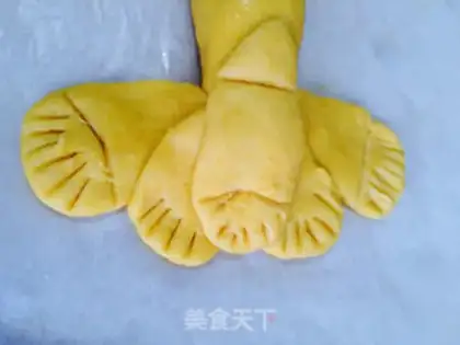 Make Lobster bread step 7