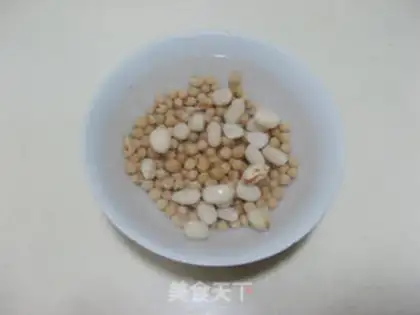 Make Peach dates, peanut beans step 1
