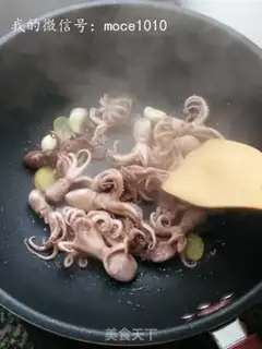 Make The red octopus step 4