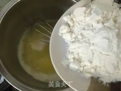 Make caterpillar bean bread step 17