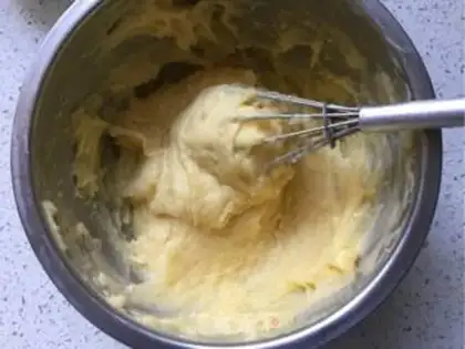 Make caterpillar bean bread step 20