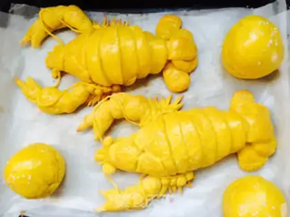Make Lobster bread step 20