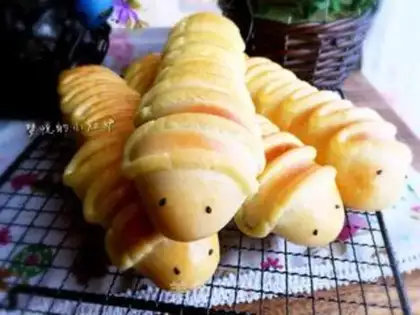 Make caterpillar bean bread step 26