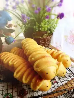 Make caterpillar bean bread step 27