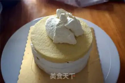 Make Piano cake step 3