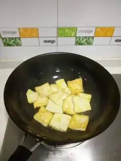 Make Flowers and tofu step 1