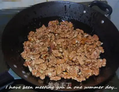 Make Amber walnuts step 3