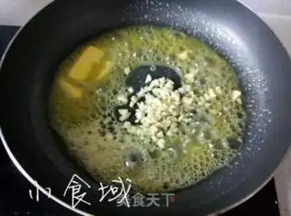 Make Garlic butter shrimp step 2