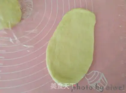 Make Sausage bread step 6
