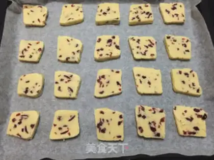 Make Cranberry cookies step 7