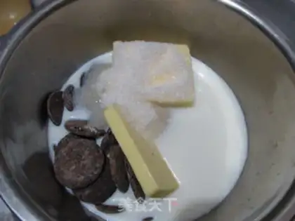 Make Chestnut chocolate cake step 0