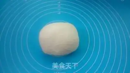 Make Lotus souffle step 2