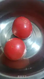 Make Tomato fried eggs step 0