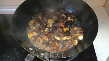 Make Frozen spicy ribs step 12