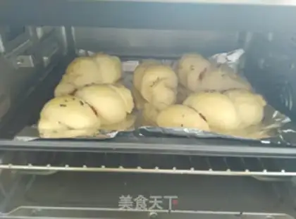 Make Sausage bread step 13
