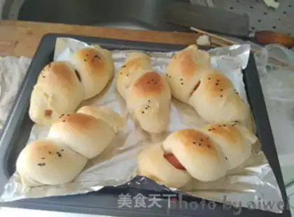 Make Sausage bread step 14