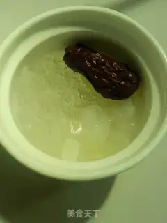 Make ♪ Snow toads and red date soup ♪ step 1