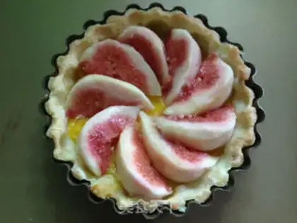 Make The fig pie step 8